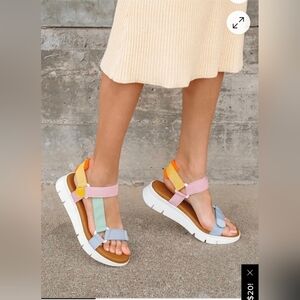 Dirty Laundry Qwest White Multi Strappy Platform Sandals